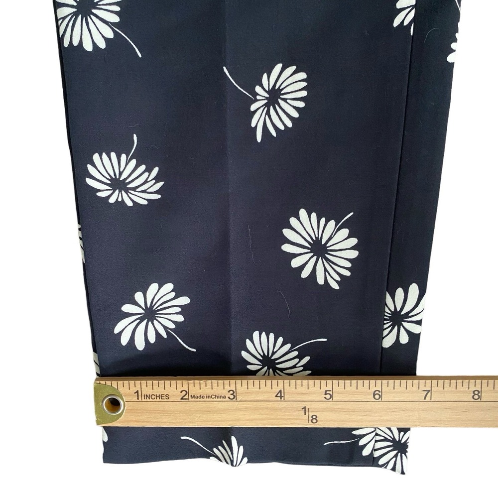 Talbots Hampshire Ankle Pants 10P Floral Black White High Rise Cottage Casual - Picture 7 of 9